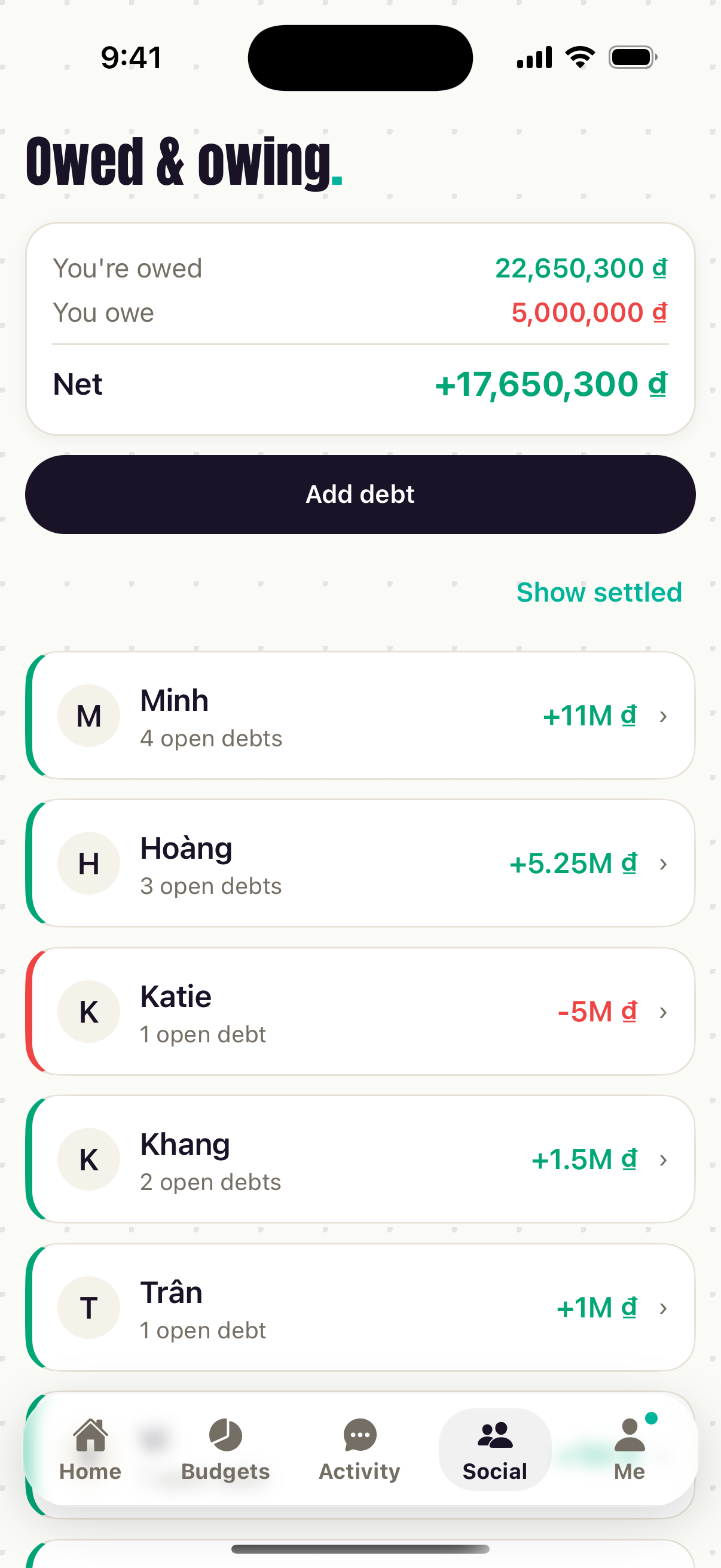 Gestilo Social screen: owed and owing totals with per-friend balances